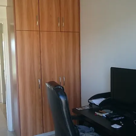 Townhouse Luck In Βίλα Πόλη