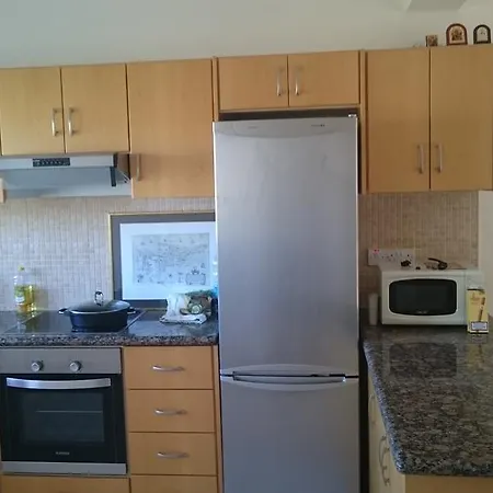 Townhouse Luck In Вилла Полис