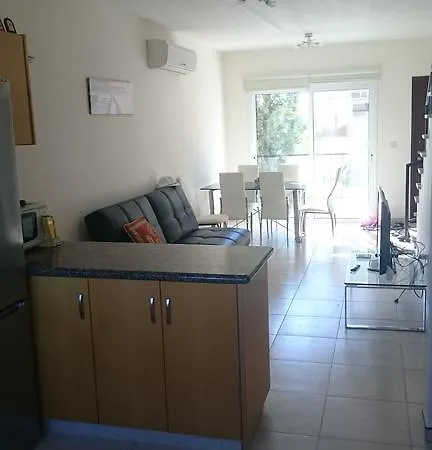 Townhouse Luck In Вилла