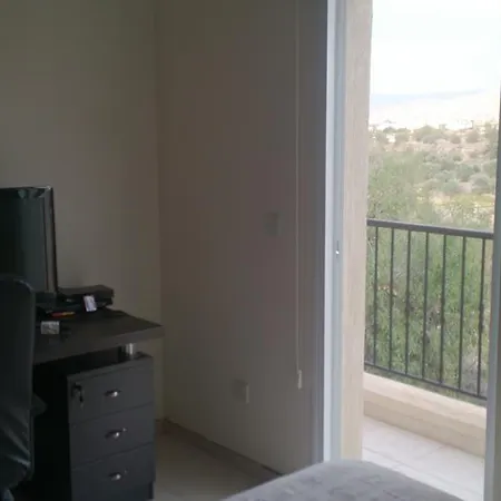 Townhouse Luck In Villa